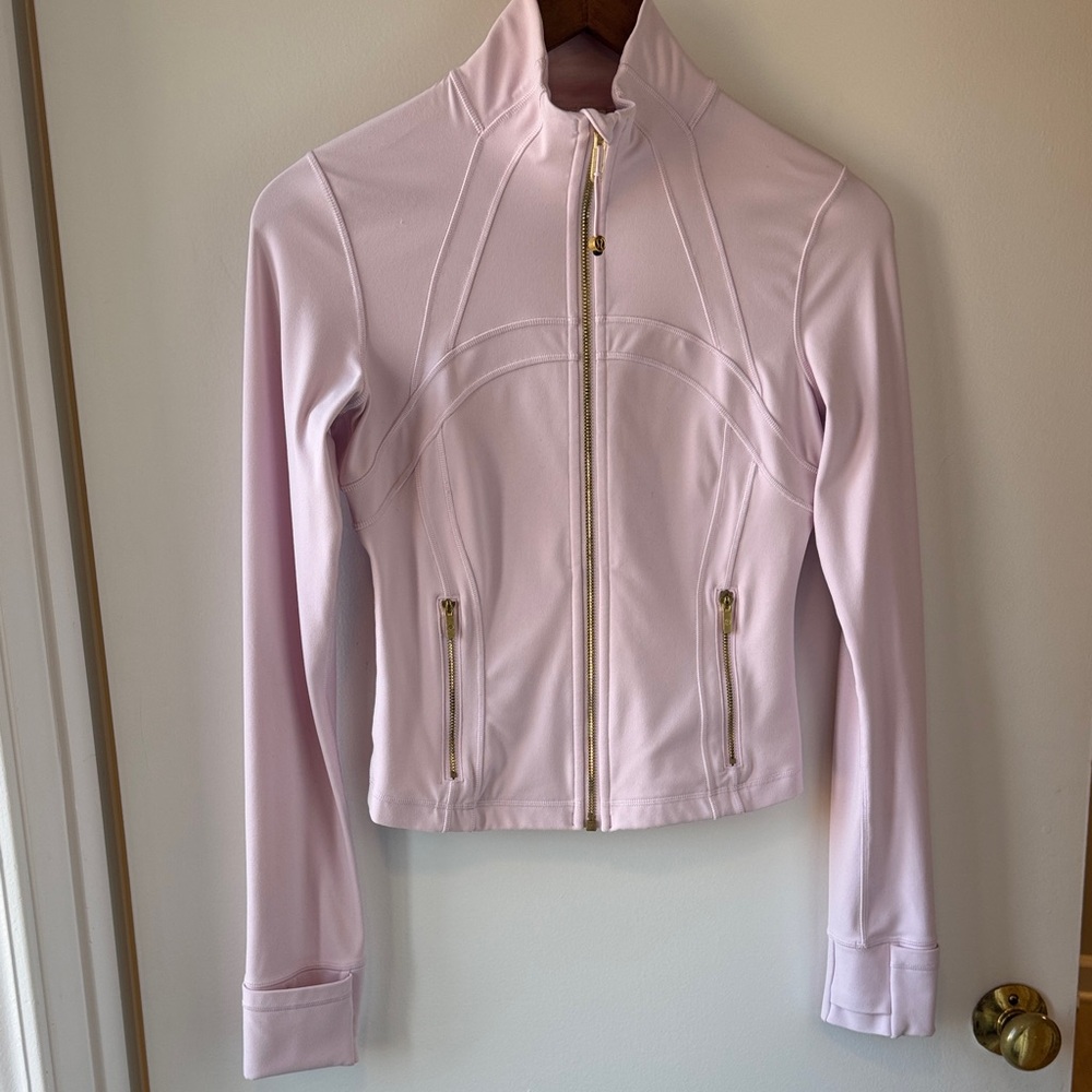 Lululemon define jacket cropped Nulu gold zipper